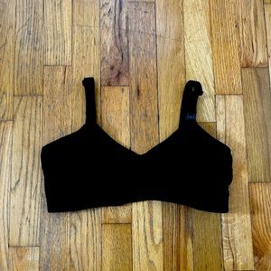 Momcozy Hands Free Pumping Bra, EUC